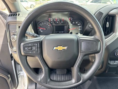 Used 2025 Chevrolet Silverado 1500 W/T image 20