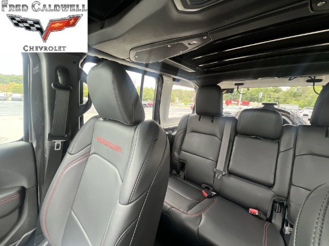 Used 2026 Jeep Wrangler Unlimited Rubicon AWD/4WD image 12