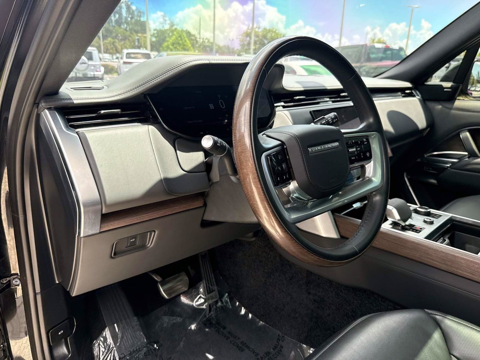 Used 2023 Land Rover Range Rover SE AWD/4WD image 19