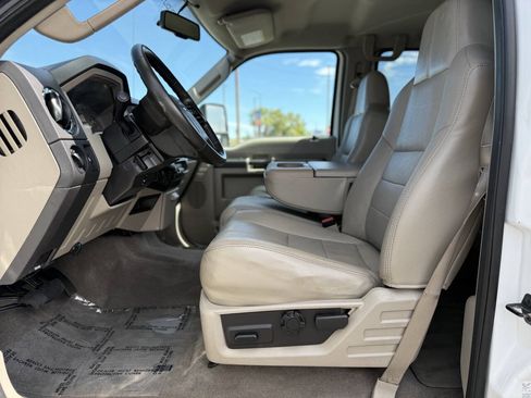 Used 2010 Ford F250 XLT AWD/4WD image 9