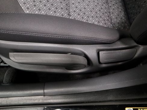 Used 2018 Hyundai Ioniq Blue image 23