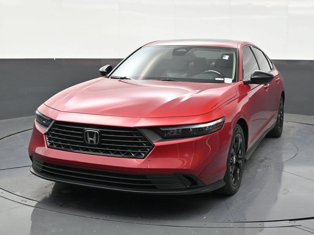 Used 2025 Honda Accord SE image 8