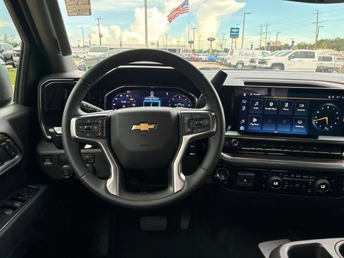 Used 2026 Chevrolet Silverado 1500 LT w/ All Star Edition Plus RWD image 19