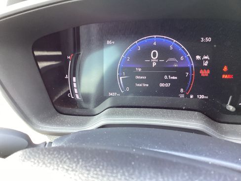 Used 2026 Toyota Corolla LE FWD image 19