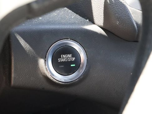 Used 2023 GMC Terrain SLE w/ Driver Convenience Package FWD image 27