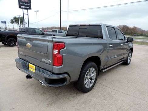 Used 2021 Chevrolet Silverado 1500 High Country w/ Safety Package II image 5
