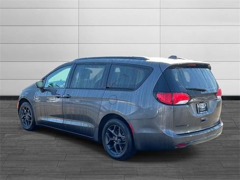 Certified 2019 Chrysler Pacifica Touring-L Plus w/ Advanced Safetytec Group image 5