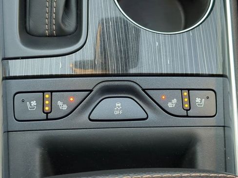 Used 2017 Chevrolet Impala Premier w/ Enhanced Convenience Package image 14