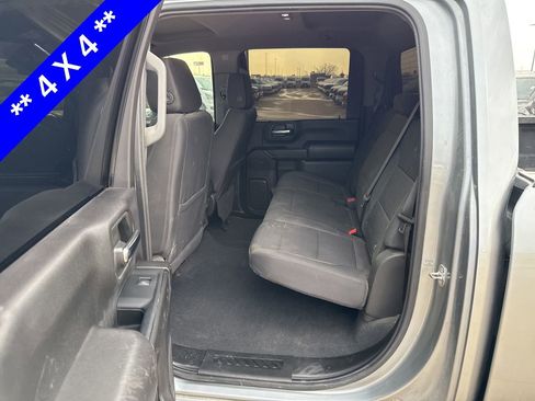 Used 2024 Chevrolet Silverado 2500 Custom w/ Custom Convenience Package image 6