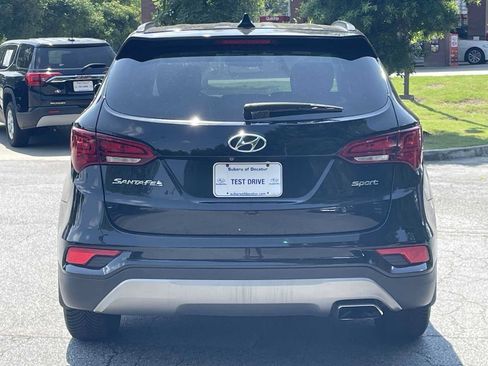 Used 2017 Hyundai Santa Fe Sport FWD image 3
