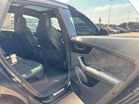 Used 2022 Audi SQ8 Prestige w/ Prestige Package AWD/4WD image 35