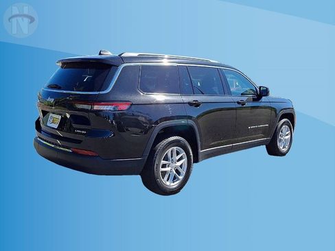 Used 2024 Jeep Grand Cherokee L Laredo AWD/4WD image 8