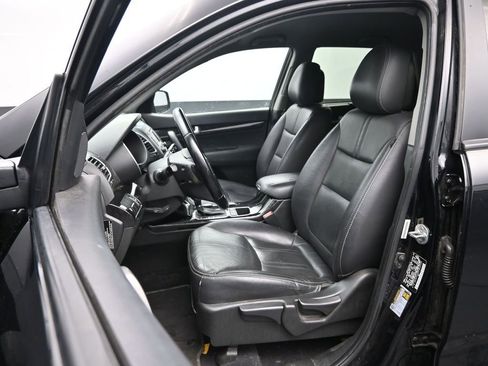 Used 2015 Kia Sorento LX image 24
