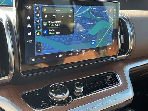 Used 2025 Ford Expedition Max King Ranch image 27