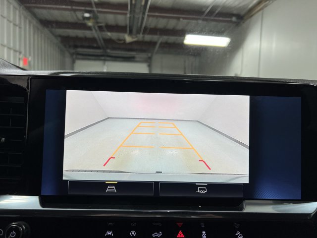 Used 2024 Chevrolet Silverado 1500 RST AWD/4WD image 15