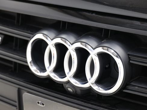 Used 2020 Audi S8 L w/ S8 Executive Package AWD/4WD image 87