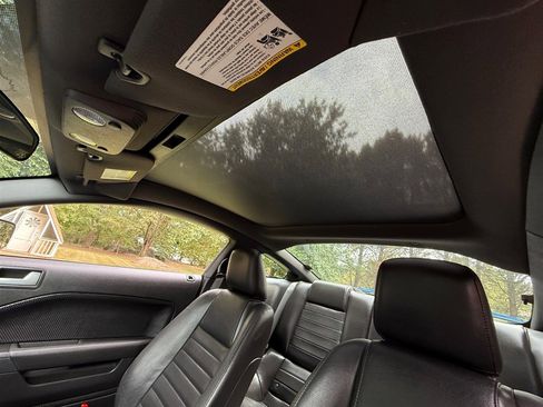 Used 2009 Ford Mustang GT Premium image 49