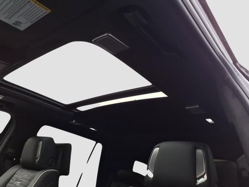 New 2026 Cadillac Escalade Platinum Sport w/ LPO, ONYX Package image 14