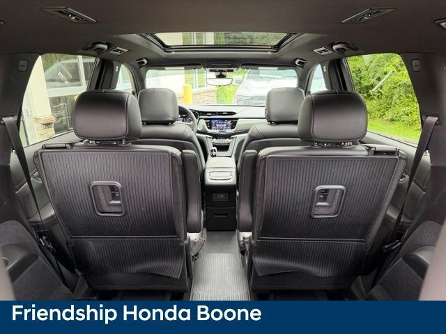 Used 2024 Cadillac XT6 Sport w/ Technology Package AWD/4WD image 55