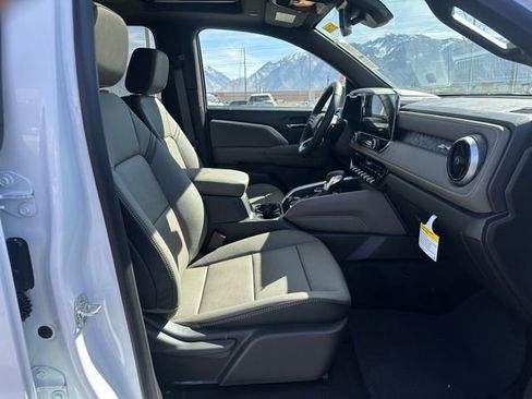 New 2026 Chevrolet Colorado ZR2 w/ Technology Package image 17