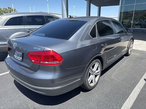 Used 2013 Volkswagen Passat TDI SE FWD image 3