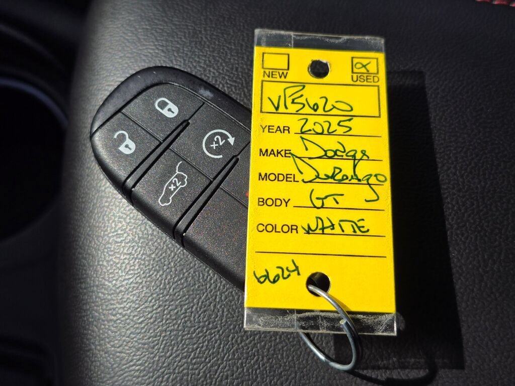 Used 2025 Dodge Durango GT AWD/4WD image 33