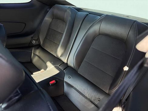 Used 2021 Ford Mustang GT Premium w/ Carbon Sport Interior Package image 18