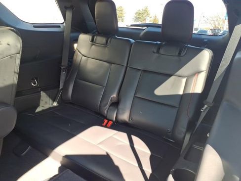 Certified 2024 Ford Explorer ST-Line w/ Class IV Trailer Tow Package image 10