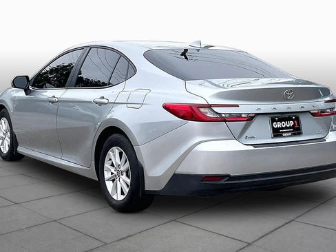 Used 2025 Toyota Camry LE FWD image 12