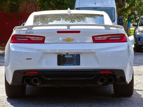 Used 2017 Chevrolet Camaro SS RWD image 11