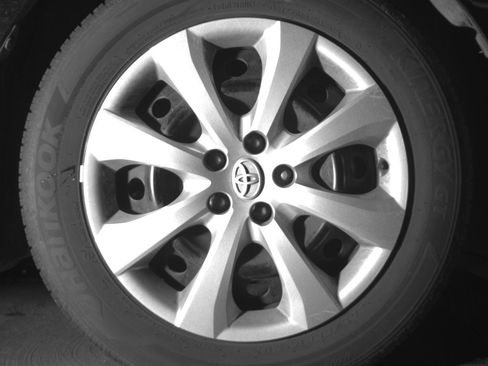 Used 2025 Toyota Corolla LE FWD image 13