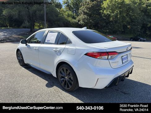Used 2024 Toyota Corolla SE image 6