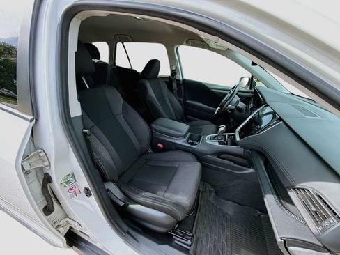 Used 2020 Subaru Outback Premium w/ Popular Package #1 AWD/4WD image 14