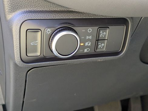 Certified 2025 Ford Explorer Active RWD image 16