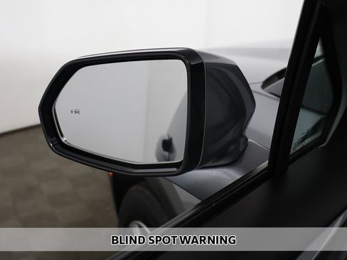 Used 2024 Chevrolet Blazer LT w/ Convenience Package image 5