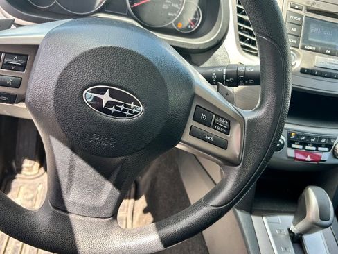 Used 2013 Subaru Outback 2.5i AWD/4WD image 8