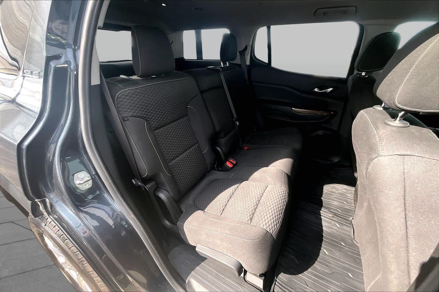 Used 2019 GMC Acadia SLE FWD image 20