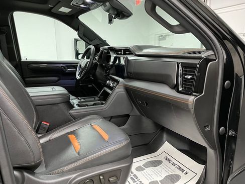 Used 2024 GMC Sierra 3500 AT4 w/ Technology Package AWD/4WD image 53