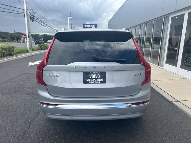 Certified 2025 Volvo XC90 B5 Core AWD/4WD image 4