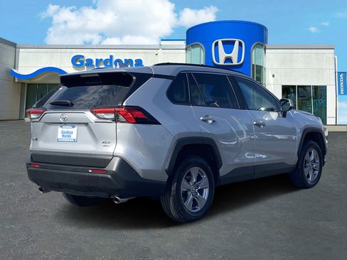 Used 2024 Toyota RAV4 XLE image 6