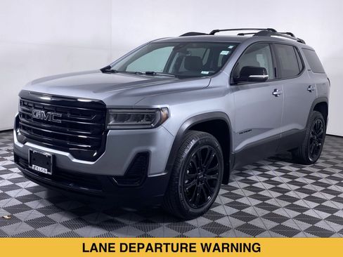 Certified 2023 GMC Acadia SLE w/ Driver Convenience Package FWD image 19