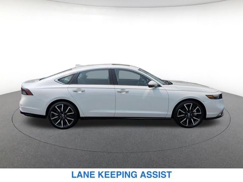Used 2023 Honda Accord Touring image 5