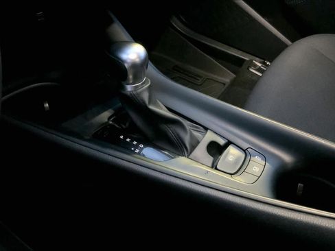 Used 2021 Toyota C-HR LE image 15