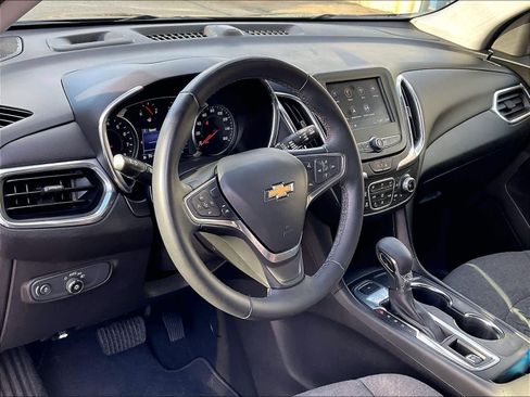 Used 2023 Chevrolet Equinox LT AWD/4WD image 8
