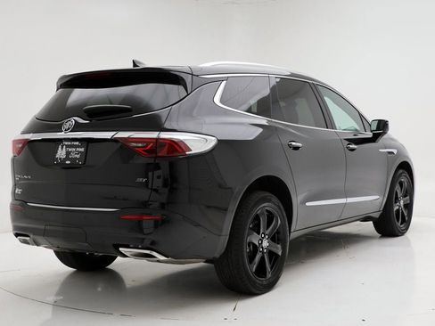 Used 2023 Buick Enclave Essence w/ Experience Buick Package image 9