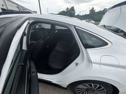 Used 2024 Hyundai Sonata Limited FWD image 23