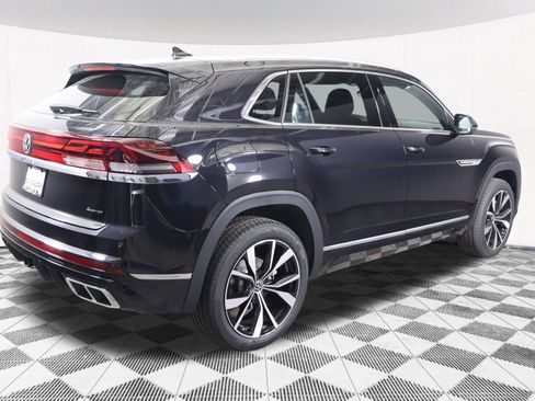 Used 2025 Volkswagen Atlas Cross Sport SEL Premium R-Line image 28