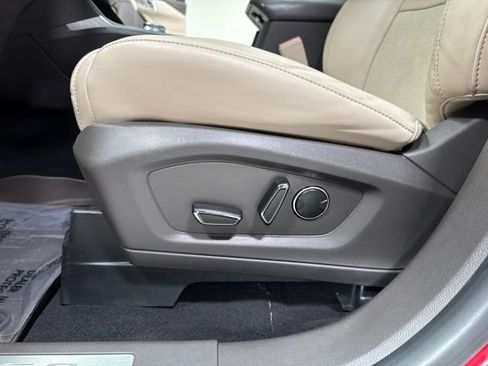 Used 2020 Ford Explorer Platinum AWD/4WD image 9