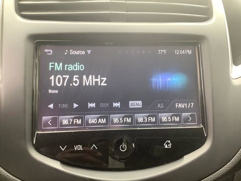 Used 2016 Chevrolet Trax LS FWD image 33