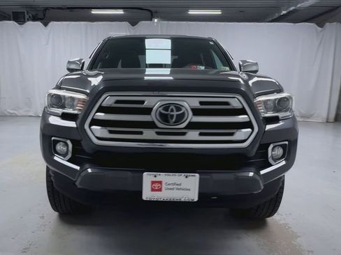 Certified 2018 Toyota Tacoma Limited AWD/4WD image 3